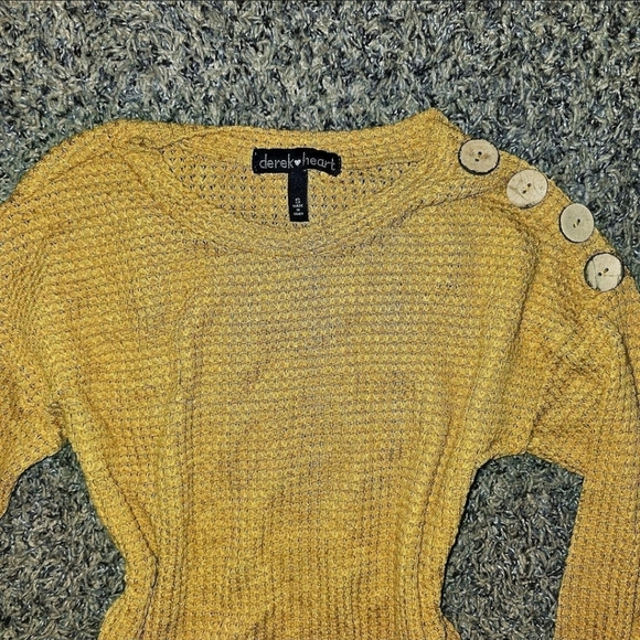 Derek Heart Mustard Waffle Knit Button Shoulder Sweater Size S - Picture 2 of 3